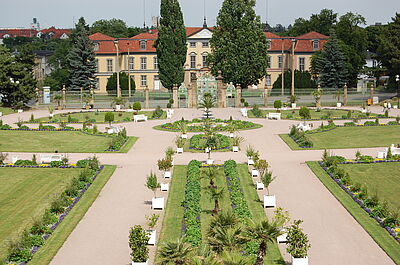 Orangerie Gotha mit dem ehemaligen Sommerpalais Schloss Friedrichsthal.